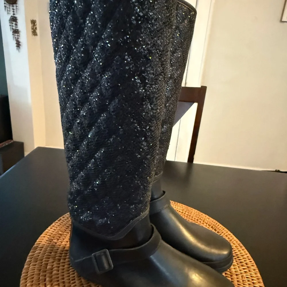 Sperry  sparkly waterproof Black Quilted‎ Knee-High Boots size 8